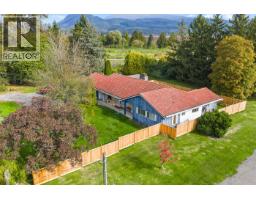 13540 Neaves Road, Maple Ridge, BC V3Y0A8 Photo 5