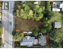 172 Fern Rd W, Qualicum Beach, BC V9K1S4 Photo 3