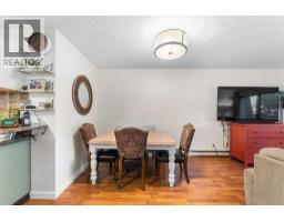 Primary Bedroom - 983 Bernard Avenue Unit 210, Kelowna, BC V1Y6P7 Photo 3