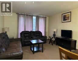 Kitchen - 206 11721 Macdonald Drive, Fort Mcmurray, AB T9H4H3 Photo 2