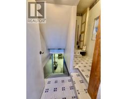 Dining room - 9812 94 Street, Fort St John, BC V1J3L1 Photo 3