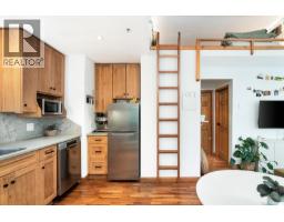 404 2101 Castle Drive, Whistler, BC V8E0A6 Photo 4