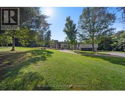 Bedroom 5 - 15502 York Durham Line, Whitchurchstouffville, ON L4A3L6 Photo 2