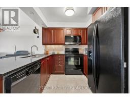 Bedroom 2 - 1212 350 Red Maple Road, Richmond Hill, ON L4C0T5 Photo 5