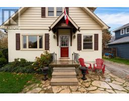 Laundry room - 93 Catherine Avenue, Aurora, ON L4G1K6 Photo 2