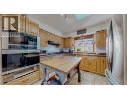 Office - 6940 Mountainview Drive, Oliver, BC V0H1T0 Photo 2