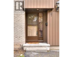 Recreation room - 215 Glamis Road Unit 27, Cambridge, ON N1R6V8 Photo 5