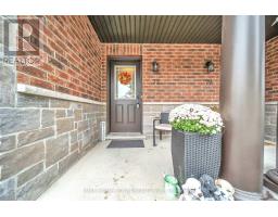 Eating area - 68 77 Westminster Crescent, Centre Wellington, ON N1M0C4 Photo 5