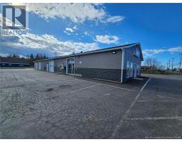 654 Principale Street, Beresford, NB E8K2B5 Photo 4