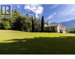 Den - 1920 Laurel Street, Terrace, BC V8G4Y4 Photo 4