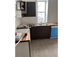 488 Hughson Street N, Hamilton, ON L8L4N7 Photo 4