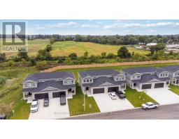 450 Main Street, Plymptonwyoming, ON N0N1T0 Photo 2