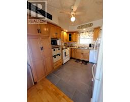 Foyer - 19 Highland Street, Glace Bay, NS B1A2T4 Photo 4