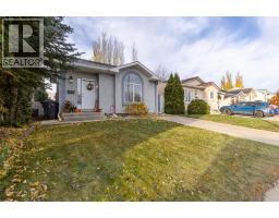 Kitchen - 66 Assiniboia Way W, Lethbridge, AB T1K7L7 Photo 3