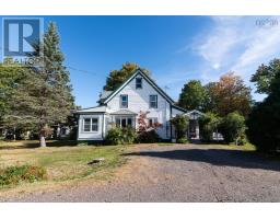 Living room - 28 Maple Avenue, Tatamagouche, NS B0K1V0 Photo 4