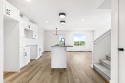 2pc Bathroom - 72 Kootenay Way, Steinbach, MB R5G2Y1 Photo 4