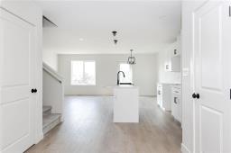 Dining room - 71 Kootenay Way, Steinbach, MB R5G2Y1 Photo 2