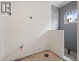 Kitchen - 60 Pleasant Avenue N, Fort Erie, ON L0S1N0 Photo 4