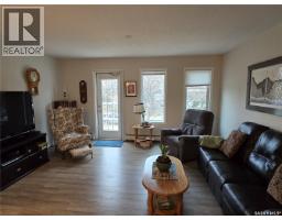 Laundry room - 202 304 3rd Avenue, Watrous, SK S0K4T0 Photo 2