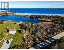 Bath (# pieces 1-6) - 69 Kenny Road, Stoney Island, NS B0W3J0 Photo 2