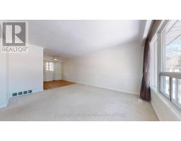 Family room - 424 Bonita Crescent, Richmond Hill, ON L4C3N1 Photo 4