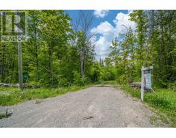 41 Stonehedge Road, Image 3