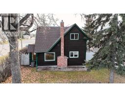 Kitchen - 5101 7th Avenue, Edson, AB T7E1K5 Photo 2