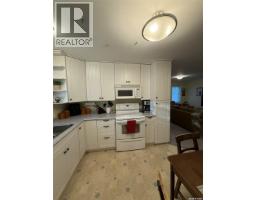 Living room - 201 Kenderdine Lane, Mervin Rm No 499, SK S0M1J0 Photo 4