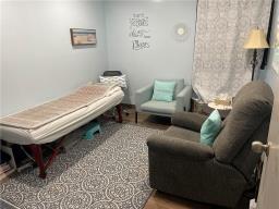 C 2940 Victoria Avenue, Brandon, MB R7B3Y3 Photo 4