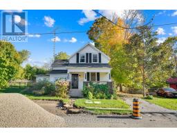 Living room - 27 Wellington Street, Asphodelnorwood, ON K0L2V0 Photo 3