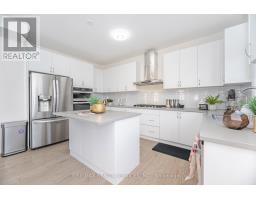 Kitchen - 114 Haverhill Road, Brampton, ON L6R4A6 Photo 4