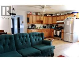 1081 West Shore Road, Pelee Island, ON N0R1M0 Photo 2