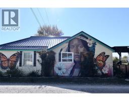 1081 West Shore Road, Pelee Island, ON N0R1M0 Photo 4