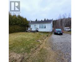 Primary Bedroom - 27 Warbler Drive, Manitouwadge, ON P0T2C0 Photo 2