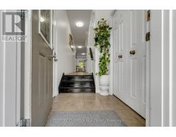 54 Rockcliffe Drive E, Kitchener, ON N2R1W5 Photo 3