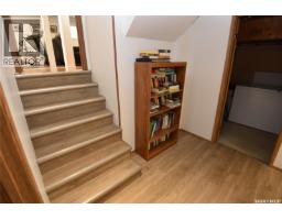 Living room - 402 Watson Crescent, Nipawin, SK S0E1E0 Photo 2