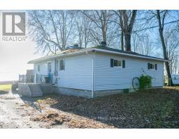 Living room - 1417 Jocko Point Road, North Bay, ON P1B3M9 Photo 2