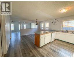 Kitchen - 1681 104th Street, North Battleford, SK S9A1P6 Photo 4