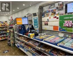 963 Eglinton Avenue W, Toronto, ON M6C2C4 Photo 3