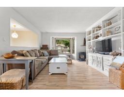 Kitchen - 21331 Mallard Drive Hope, Hope, BC V0X1L1 Photo 3