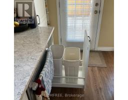 Bedroom - 6 Niagara Trail, Clarington, ON L1B1A1 Photo 2