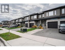 Living room - 106 Columbus Gate, Hamilton, ON L8J0L3 Photo 2