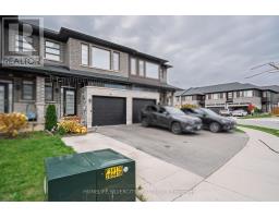 Family room - 106 Columbus Gate, Hamilton, ON L8J0L3 Photo 4