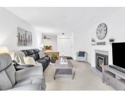 822 34909 Old Yale Road, Abbotsford, BC V3G2E7 Photo 5