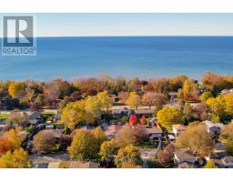 28 Heather Boulevard, Huronkinloss, ON N2Z2M6 Photo 3