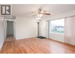 Primary Bedroom - 2133 Oak Street, Prince George, BC V2L1Z8 Photo 4