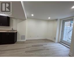 5898 Mersey Street, Mississauga, ON L5V1V9 Photo 3