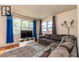 Breakfast - 5412 50 Street, Lloydminster, AB T9V0M9 Photo 3