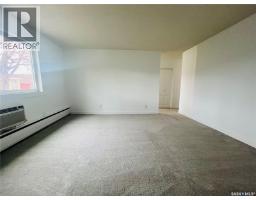 Bedroom - 15 2157 Rae Street, Regina, SK S4T2E8 Photo 5