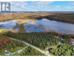 998 Lake Egmont Road, Lake Egmont, NS B0N1Y0 Photo 2